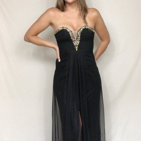 Brand New Betsy & Adam Designer Gown - Picture 1 of 3